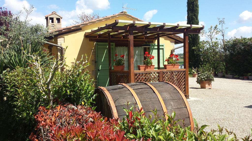 Casa La Quiete Villa Torgiano Exterior photo