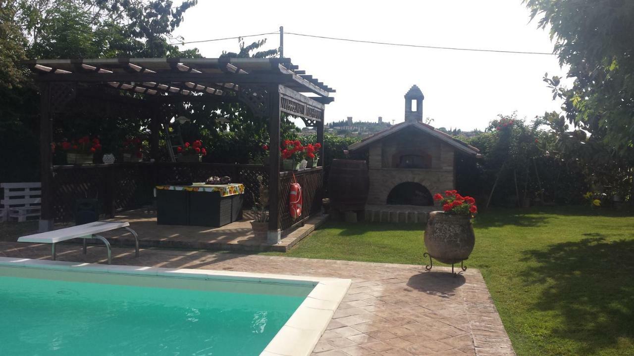 Casa La Quiete Villa Torgiano Exterior photo